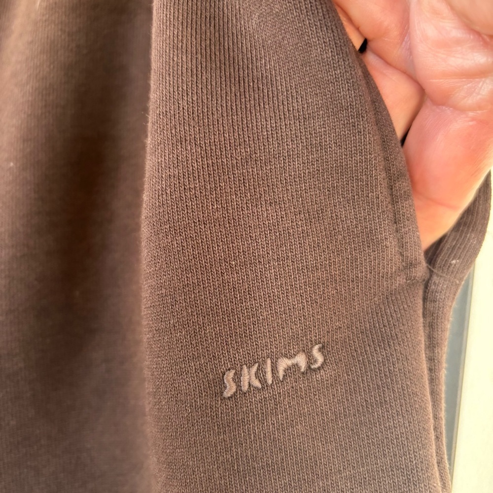 SKIMS Boyfriend Fleece Baggy Sweatpant in Espresso Size Small - Picture 14 of 16